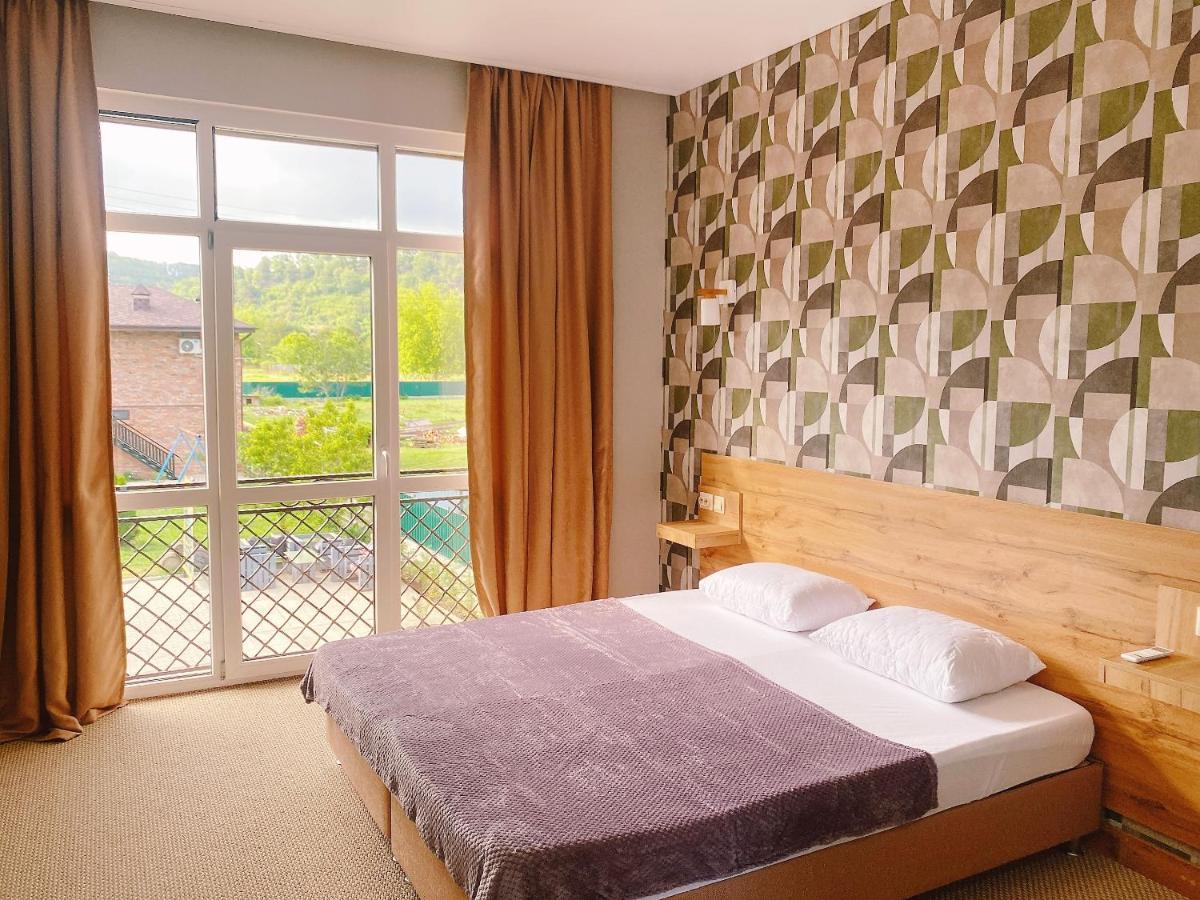 Gloriya Hotel Lidzava Εξωτερικό φωτογραφία