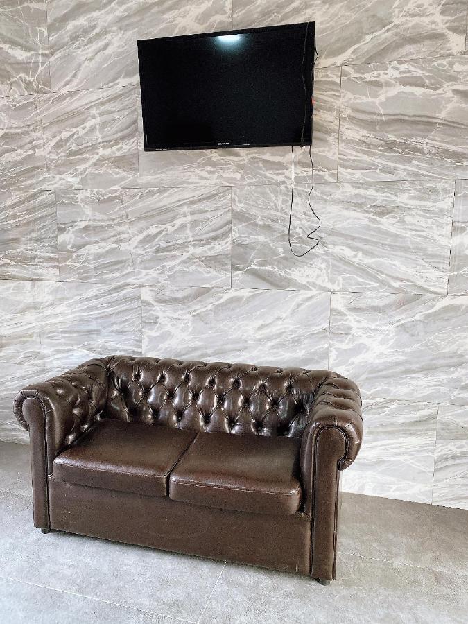 Gloriya Hotel Lidzava Εξωτερικό φωτογραφία